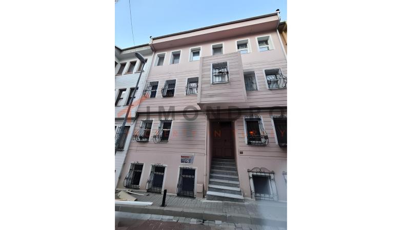 Prime central real estate in Beşiktaş