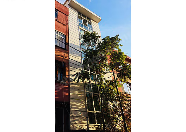 Cihangir Airbnb Apartment