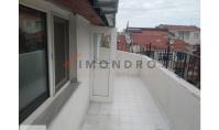 IS-1875, Apartment with terrace and separated kitchen in Istanbul Fatih