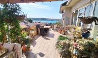 IS-1948, Sea view property with terrace and separated kitchen in Istanbul Besiktas