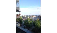 IS-1969, Sea view property near the beach with balcony in Istanbul Kartal