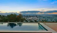 BO-476, Sea view villa with terrace and pool in Bodrum Centre