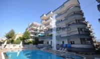 AL-970, Mountain view property (3 rooms, 1 bathroom) with pool and balcony in Alanya Oba