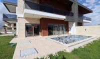 AN-1548, New building villa (5 rooms, 3 bathrooms) with pool and balcony in Antalya Dosemealti