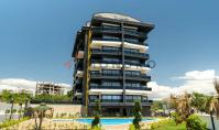 AL-1265, Sea view real estate with terrace and spa area in Alanya Avsallar