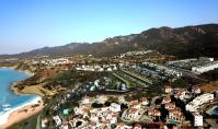 NO-731-3, Sea-View Residence Near the Beach with Mountain Panorama in Northern Cyprus, Bahceli