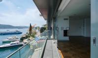 IS-4628, Beach property with perspective on the sea and balcony in Istanbul Besiktas