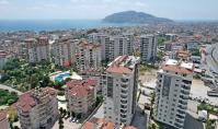 AL-1529, Distant view real estate with terrace and pool in Alanya Cikcilli