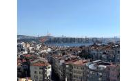 IS-4858, Centrally Located, Spacious Sea-View Apartment in Şişli, Istanbul