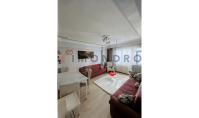 IS-4916, Comfortable Apartment with Balcony & Separate Kitchen in a Central Location, Istanbul Eyup