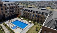 IS-5037-2, Prestigious Duplex Living by the Marina – Panoramic Sea Views, Spacious Balcony & Private Spa Comfort in Beylikdüzü