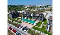 AN-2351-1, Distant view property (3 rooms, 2 bathrooms) with balcony and pool in Antalya Serik