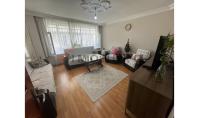 IS-5100, Stylish Living in a Prime Location — Balcony Apartment with Separate Kitchen in Fatih