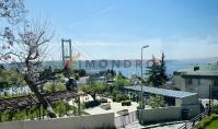 IS-5194, Prime Beşiktaş Property with Sea View, Balcony & Private Parking Comfort