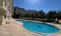AL-1791, Residence Permit Possible: Fully Renovated 2+1 (95 m2) on the 5th Floor with Pool near Cleopatra Beach