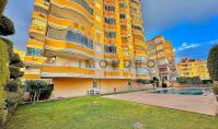 AL-1800, 2+1 apartment with pool and sauna 750 m from Cleopatra Beach in Alanya