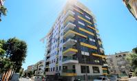 AL-1806, 2+1 Apartment (105 m²) on the 5th Floor with Indoor and Outdoor Pools, Sauna and Hamam in Alanya Centre – Residence Permit Possible