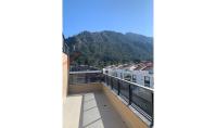 AN-2385, Premium Property with Scenic Mountain Views, Balcony and Pool in Antalya Konyaalti