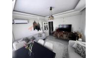 IS-5515, Spacious Property with Balcony and Separate Kitchen in Istanbul Fatih