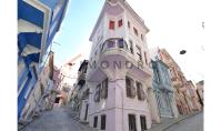 IS-5521, Entire Building with Terrace and Golden Horn View for Sale in the Heart of Balat