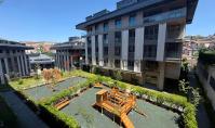 IS-5564, Luxury Apartment with Spa Area and Balcony in Istanbul Uskudar
