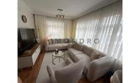 IS-5584, Stylish Property with Balcony and Separate Kitchen in Istanbul Fatih