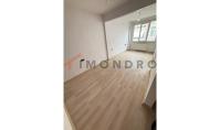 IS-5586, Contemporary Property with Balcony and Separate Kitchen in Istanbul Fatih