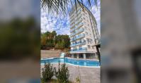 AL-1909, Forest Views from the 7th Floor – 50 m² 1+1 in an Avsallar Complex with Indoor Pool, Hamam and Sauna