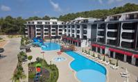 AL-1947, Top-Floor 165 m² 3+1 with Large Terraces above an Aqua Park Complex – New 2025 Build, Avsallar