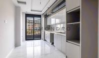 AL-2045, Mountain-View Balconies and Separate Kitchen – 145 m² 3+1 in a Complex with Sauna, Hamam and Tennis Court, Oba