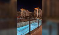 AL-2083, Balcony over the Resort Pool – Furnished 145 m² 3+1 with Jacuzzi Bath, Türkler