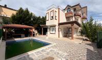 AN-2425, Luxury Triplex Villa with Air Conditioning, Private Pool and Terrace in Antalya Belek