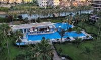 AL-2116, Property near the sea with balcony and pool in Alanya Tosmur