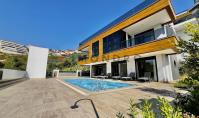 AL-2125, Two-Year-Old 471 m² 4+2 Triplex Villa with Private Pool, Lift and Panoramic Sea Views, Kargıcak