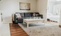 IS-5606, Modern Furnished Apartment with Open-Plan Kitchen and Underground Parking in Istanbul Beyoglu