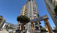 AL-2288, Sea and Alanya Castle Views, 150 m to the Beach: Unfurnished 80 m² 2+1 on the 8th Floor, Mahmutlar