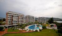 AL-2428, Aqua Park Resort Complex with Indoor Pool and Hamam – 90 m² 2+1 on the 1st Floor, 900 m to the Sea, Demirtas